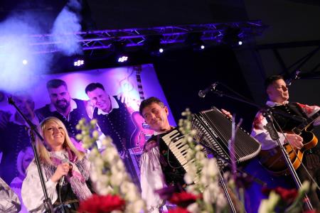Koncert Šopek za mami ob 30-letnici ansambla Viharnik (32)